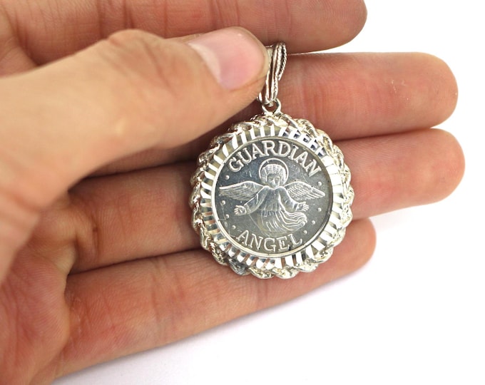 Vintage Shiny Round "Guardian Angel" 999 Silver Pendant PD 2522