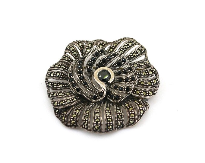 Vintage Beautiful Flower Rose Shiny Black Crystals Marcasite Stones Design Brooch Silver BB 2333