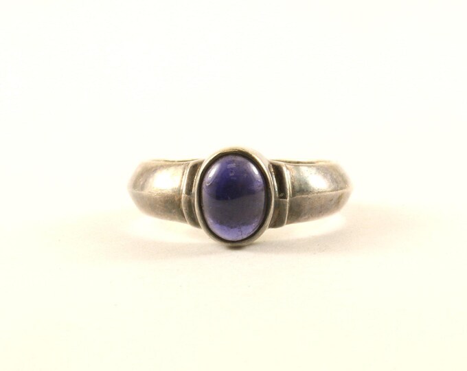 Vintage Oval Purple Amethyst Design Ring 925 Sterling Silver RG 4204