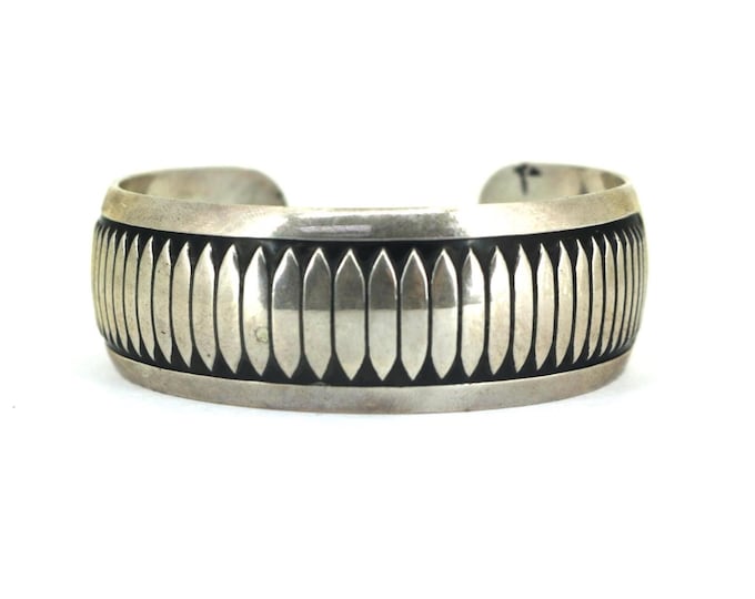 Vintage Mexico Textured  Cuff Bracelet 925 Sterling BR 3906