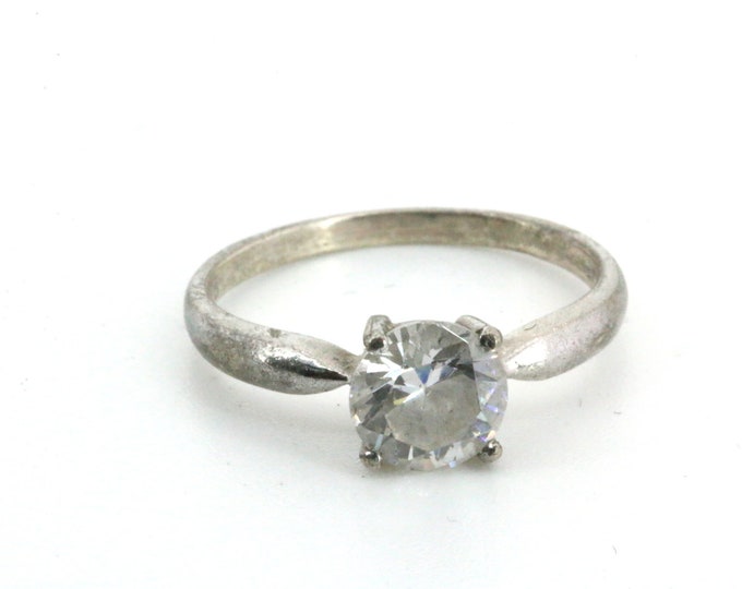 Size 7 Vintage Solitaire Engagement White Crystal Ring 925 Sterling Silver RG 672L