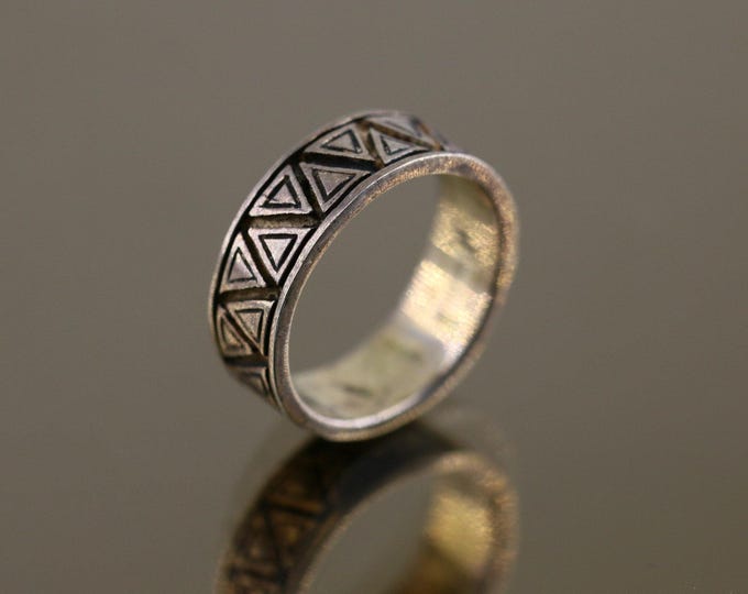 Vintage Triangle Edgy Geometry Ornament Band Design Ring 925 Sterling Size 6.75 RG 4210