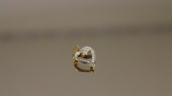 Vintage Small Twisted Two Tone Heart Shape Gold P… - image 6