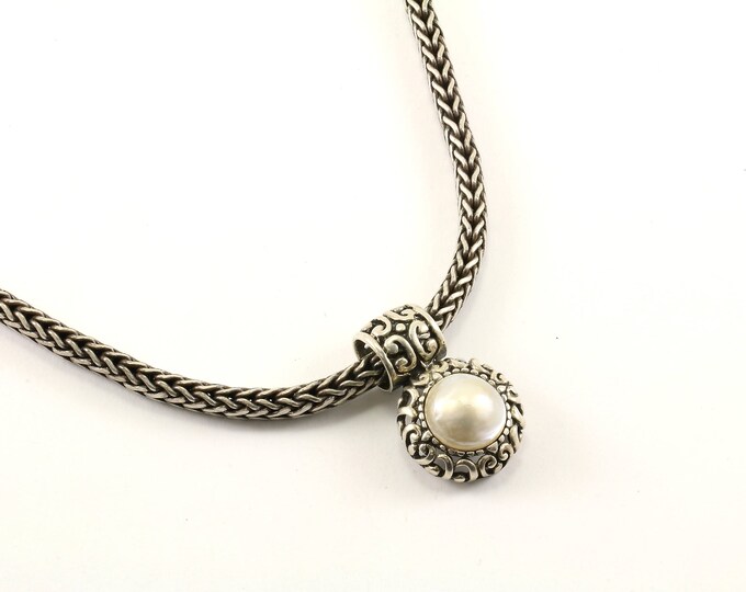 Vintage 20 Inch Round Mother of Pearl Scroll Necklace 925 Sterling Silver NC 1029