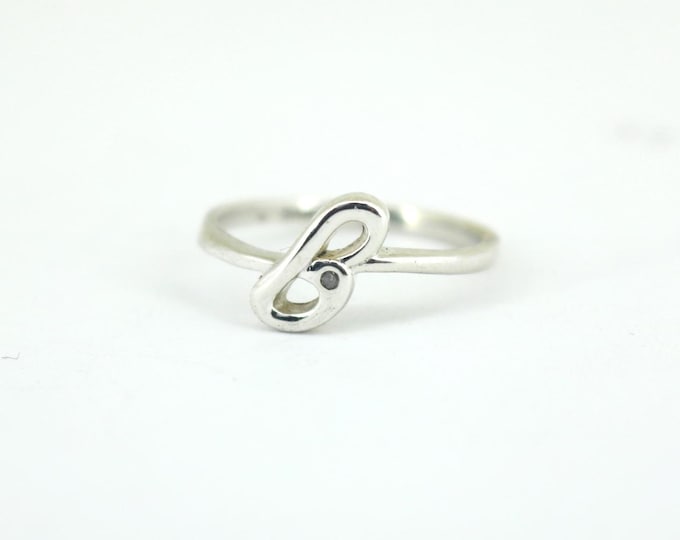 Vintage Beautiful B Initial Letter Name Design Ring 925 Sterling RG 4721
