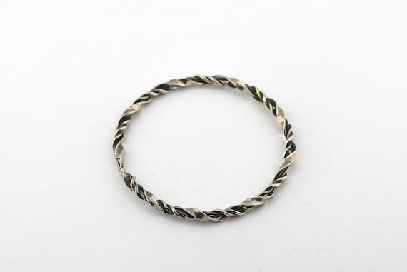 Vintage Twisted Scroll Braid Braided Design Round… - image 1