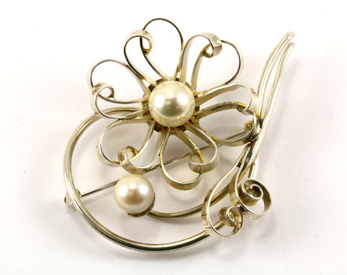 Vintage Faux Pearl Flower Pin/Brooch 925 Sterling Silver BB 251-E
