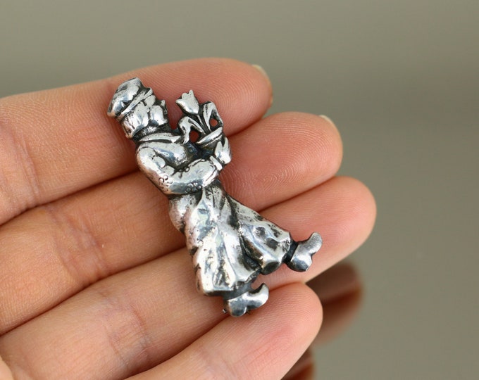 Vintage Man with Flower Design Brooch Sterling 925 BB 1836
