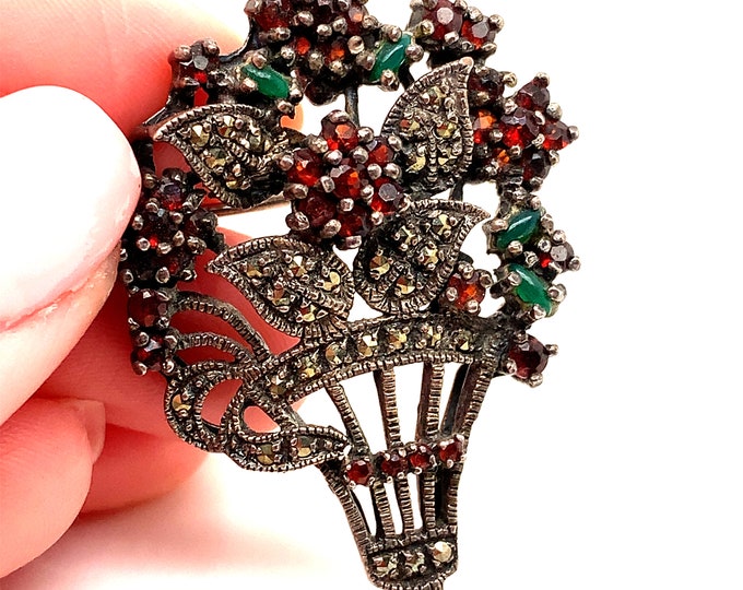 Vintage Brooch | Red Stone  Design Brooch | Green Stone Brooch | THW Design Brooch | Silver 925 Sterling Brooch | BB 1253N