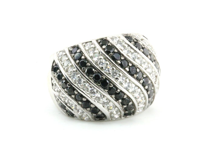 Vintage Size 8 Black Onyx Stone & White Crystals  Ring  925 Sterling Silver Ring RG 3562