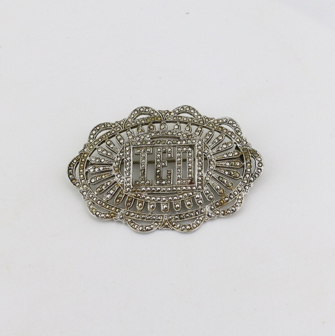 Vintage IEO Abbreviation Name Initials Shiny Marcasite Stones Art Deco Geometry Design Brooch