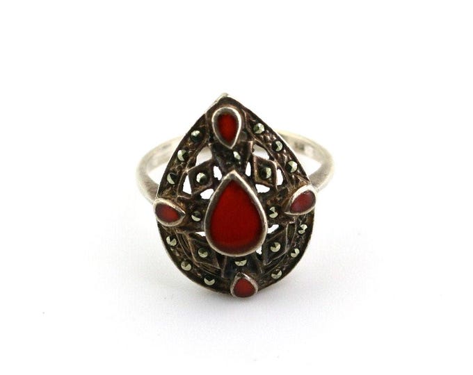 Vintage Size 8.25 Teardrop Royal Red Carnelian Shiny Marcasite Stones Indian Style Statement Design Ring 925 Sterling Silver RG 636L