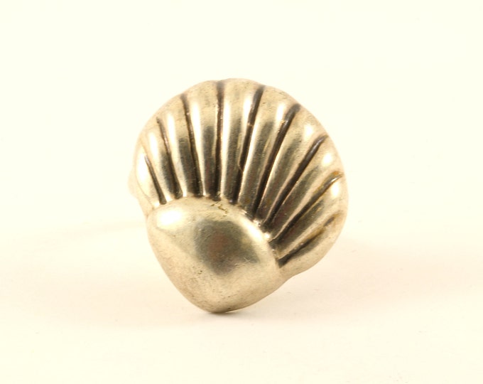 Vintage Size 6.25 Shell Clam Design Ring 925 Sterling Silver RG 3268