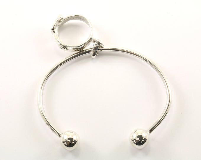 Vintage Ring Charm Bangle Bracelet Sterling Silver BR 1588
