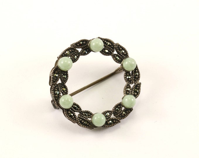 Vintage Beautiful Round Green Quartz Marcasite Design Pin/Brooch 925 Sterling BB 1031