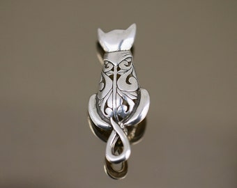 Vintage Beautiful Scroll Cat Kitty Animal Design Brooch Sterling Silver 925 BB 2219