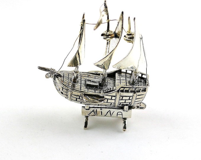 Vintage Nina Small Collectible Trade Ship Boat Vessel Yacht Toy 925 Sterling OT 220