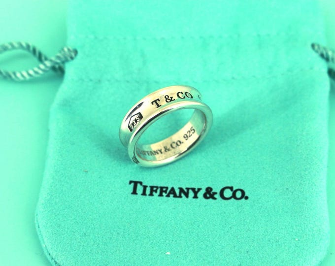 Authentic Tiffany & Co  Band Ring 925 Sterling Silver Size 8.50   RG 1553