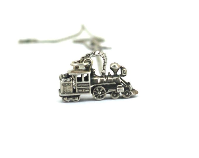 Vintage 18.25 Inch Train Locomotive Pendant Necklace Sterling Silver NC 1656