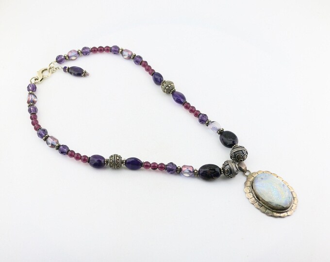 Vintage Natural Deep Purple Amethyst White Moonstone Oval Pendant Beads Beaded Chain Gorgeous Design Necklace 925 Sterling Silver NC 1698D