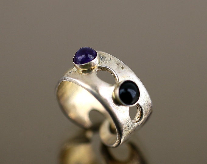Vintage Size 6.5 Scroll Open Cut Amethyst Black Onyx Beads Design Band Ring 925 Sterling Silver  RG 1562