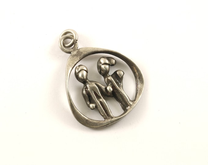 Vintage Couple Groom and Bride Love Pendant 925 Sterling Silver PD 1219