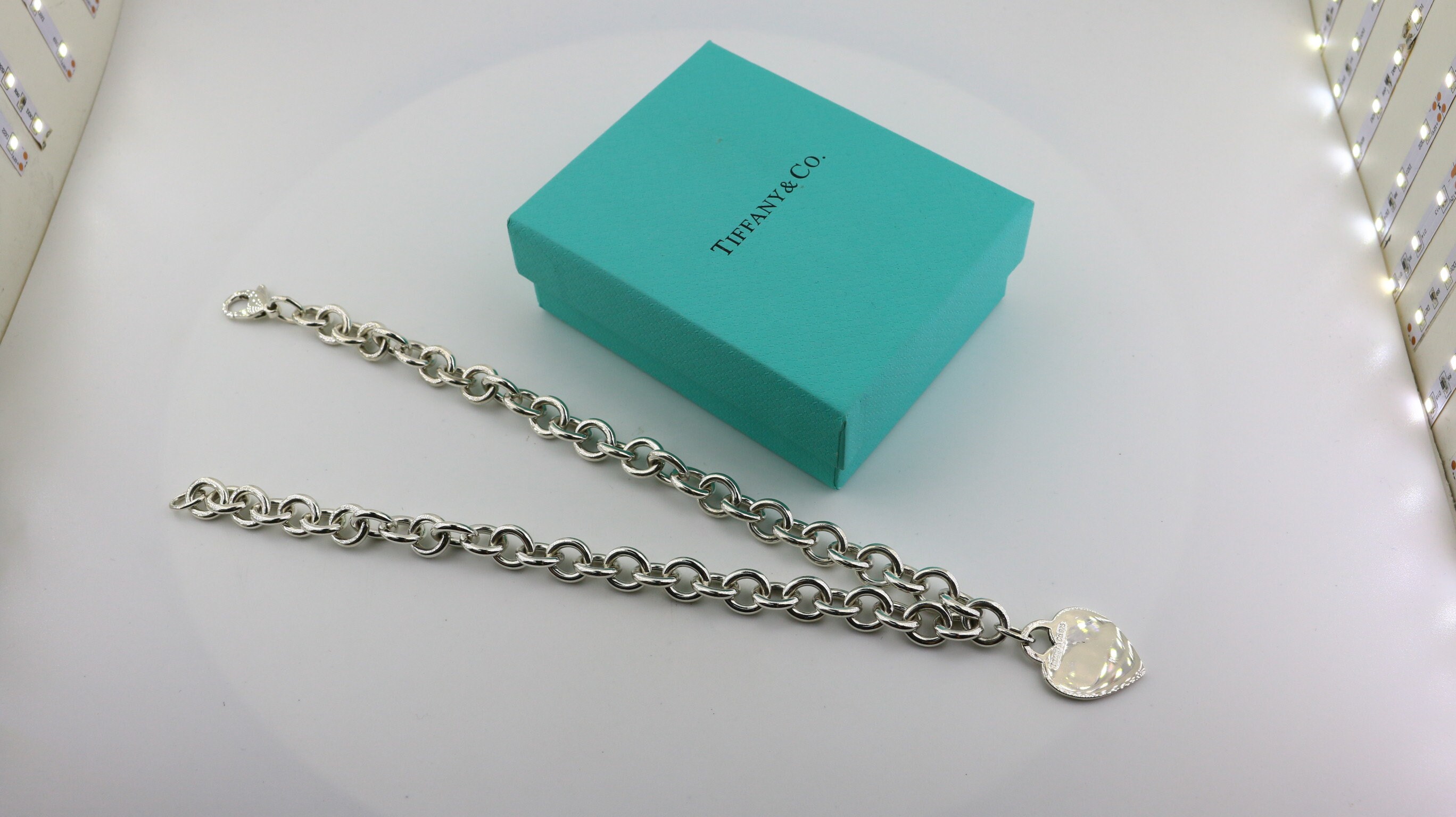 Shiny Heart Tag Chain Rolo Link Design 
