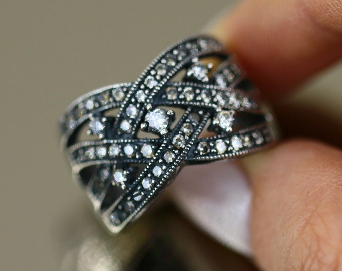 Vintage Size 8.75 Crystals CZ Braided Design Band Ring 925 Sterling Silver RG 1556