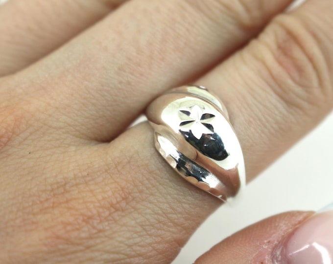 Vintage Size 6 Bubble Shape Solid Star Etched Ring 925 Sterling Silver RG 4585