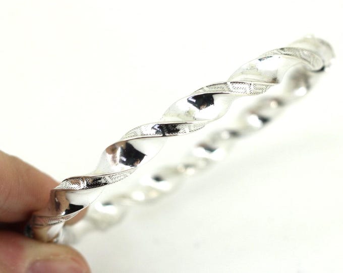 Vintage Square Twisted Hinged Bangle Bracelet 925 Sterling BR 2967