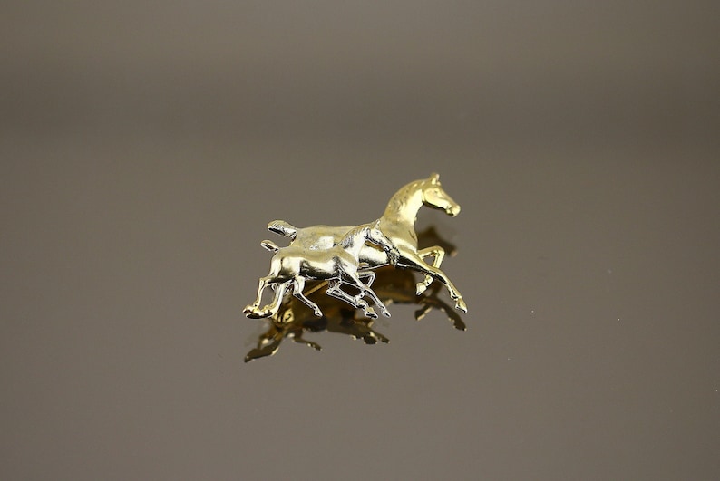 Vintage Beautiful Shiny Horse Horses Mom and Child Gold Plated Design Brooch Sterling Silver 925 BB 2200