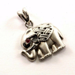 Vintage Indian Elephant Pink Crystal Cz Stone Animal Pendant 925 Sterling Pd 820