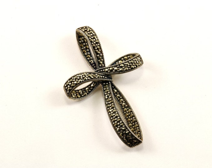 Vintage Beautiful Religious Cross Marcasite Ribbon Design Pendant 925 Sterling  PD 860