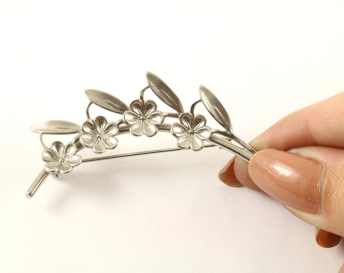 Vintage Silver Flowers Elegant Design Pin/Brooch 925 Sterling BB 1531