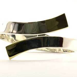 Vintage Overlap Gold Tone Ends Polished Bangle Bracelet Sterling Silver BR 112
