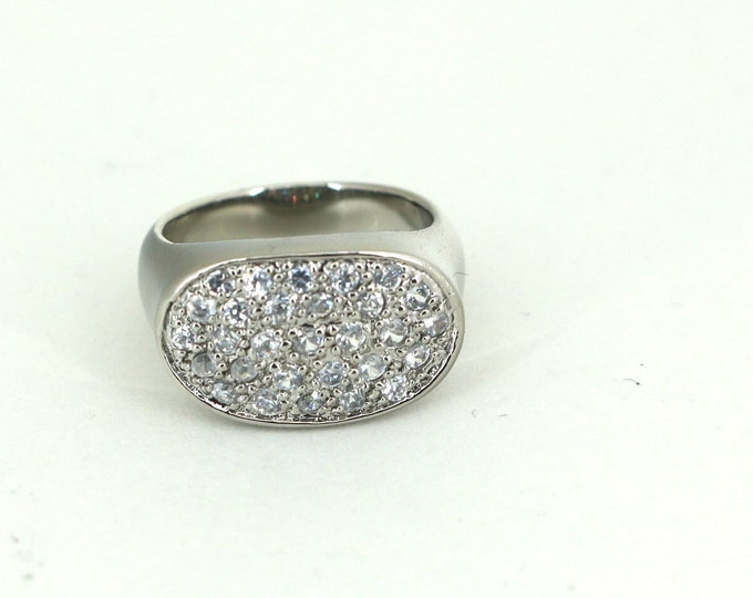 Vintage Size 6.75 Oval Shape CZ Band Design Ring 925 Sterling Silver RG 2256