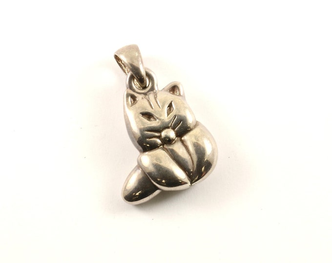 Vintage Cute Cat Kitty Kitten Design Pendant 925 Sterling  PD 1730