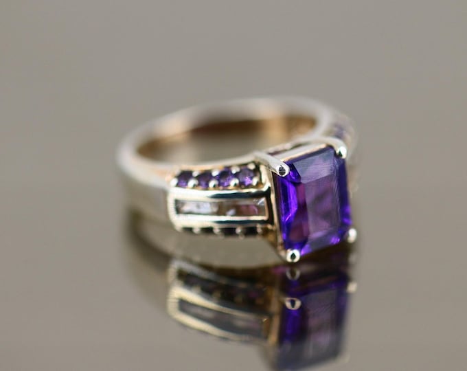 Vintage Size 6.75 Purple Crystals CZ Cocktail Statement Design Ring 925 Sterling RG 3914