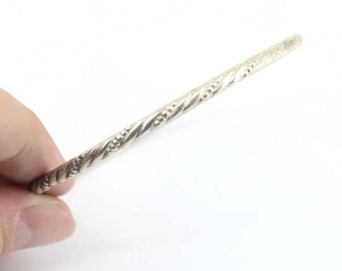Vintage Thin Rope Design Bangle Bracelet 925 Sterling BR 2247