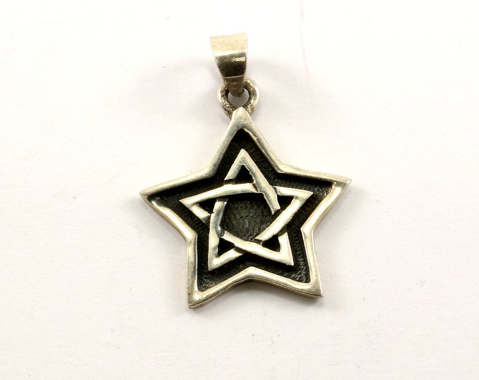 Vintage Star Braided Design Pendant 925 Sterling PD 515-E