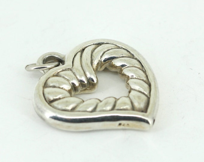 Vintage Hollow Design Heart Shape Pendant 925 Sterling Silver PD 1555