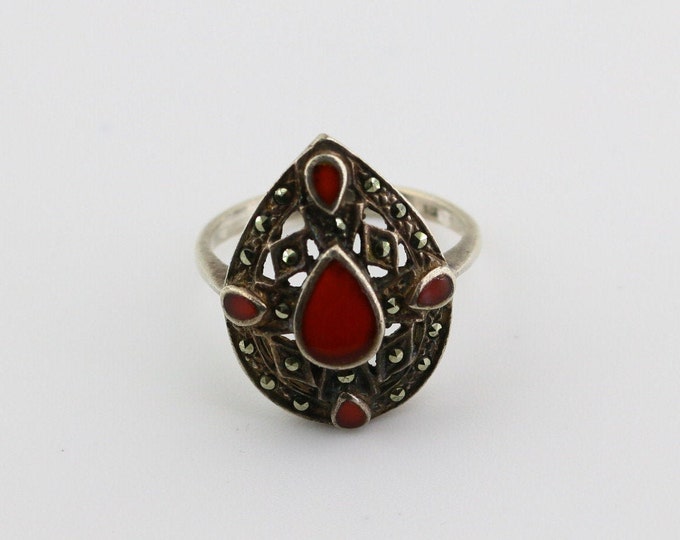 Vintage Size 8.25 Teardrop Royal Red Carnelian Shiny Marcasite Stones Indian Style Statement Design Ring 925 Sterling Silver RG 636L
