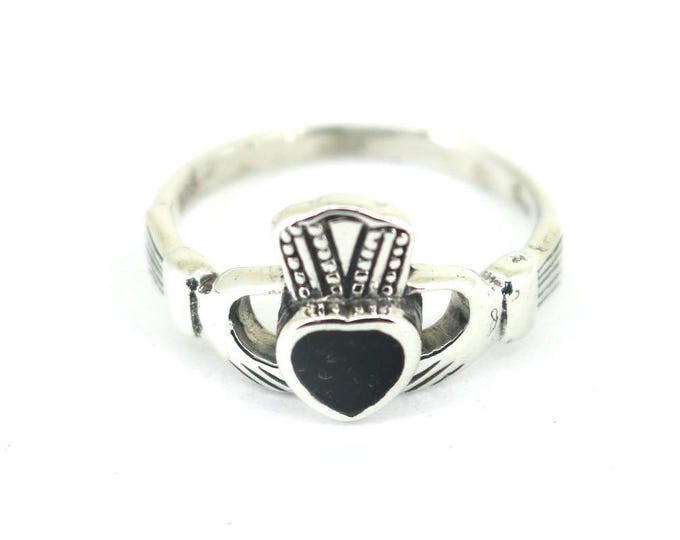 Vintage Size 5 Ireland Claddagh Heart In Hands Black Enamel Ring 925 Sterling Silver RG 4649