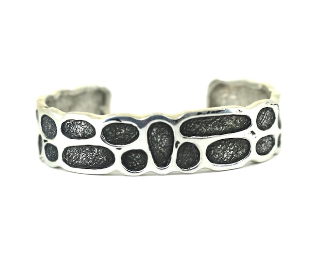 Vintage Cellular Inspired Pattern  925 Sterling Silver Cuff Bracelet BR 185