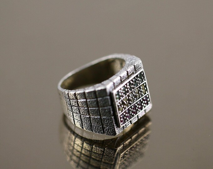 Vintage Size 7.75 Squares Hammered Three Tone Small Crystals Cz Design Signet Ring 925 Sterling Silver Rg 335