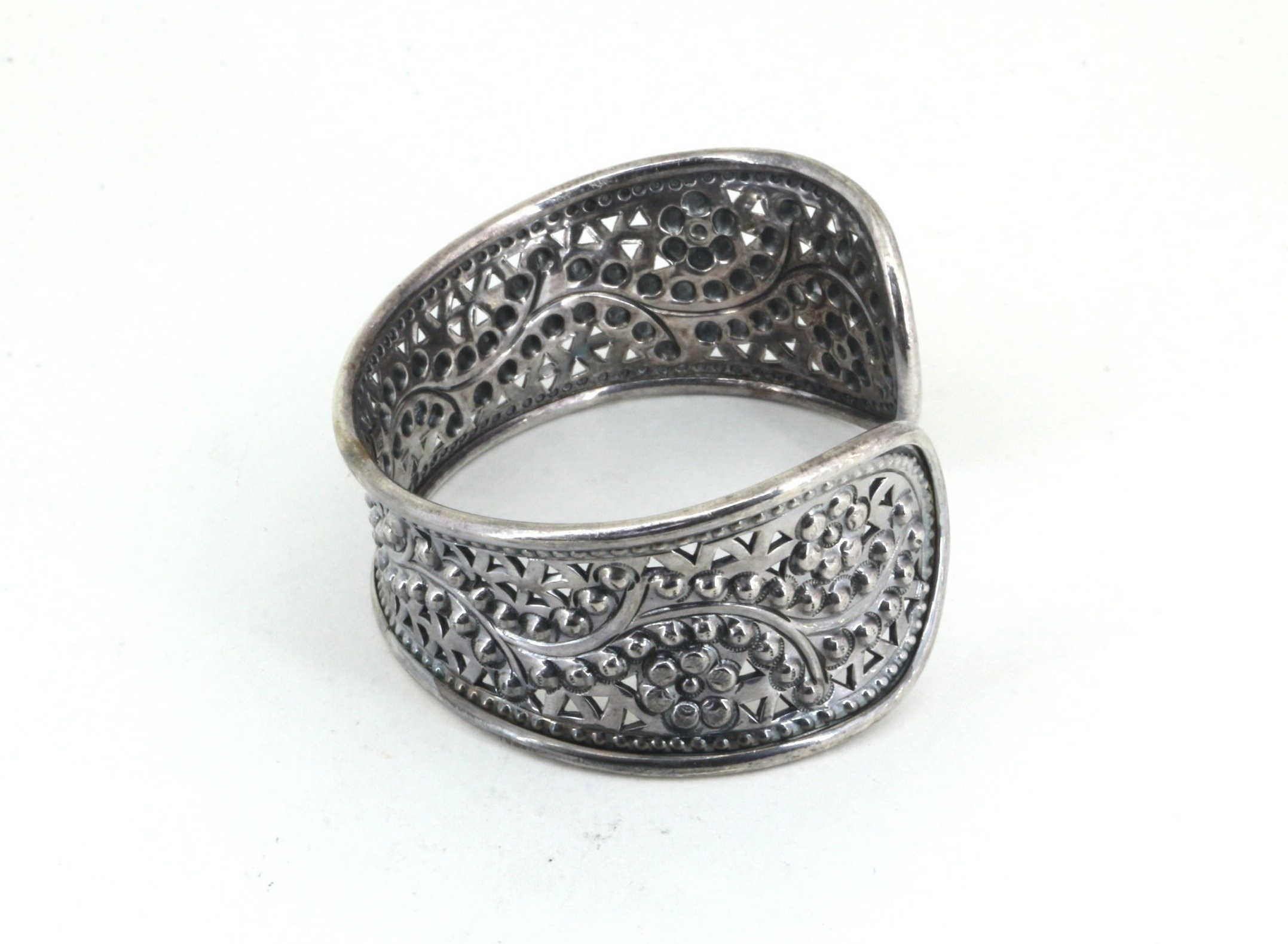 Vintage Flower Detailed Bangle Bracelet 925 Sterling Br 817