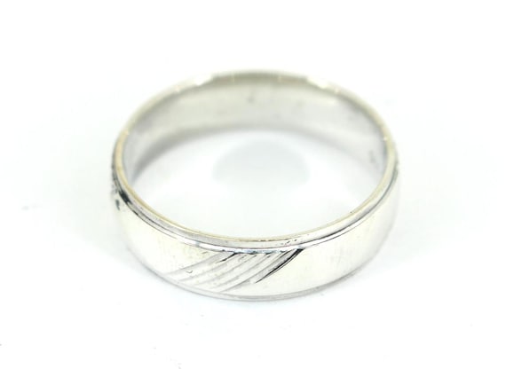 Vintage Sterling Silver Wedding Band Ring with Diagonal Grooves Size 10 RG 4645