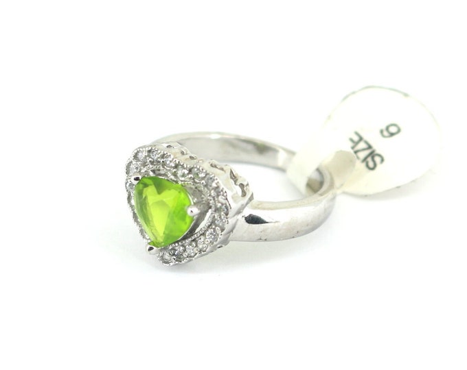 Vintage Size 5.75  Heart Shape Shiny Green Crystal CZ Design Ring 925 Sterling Silver RG 4521