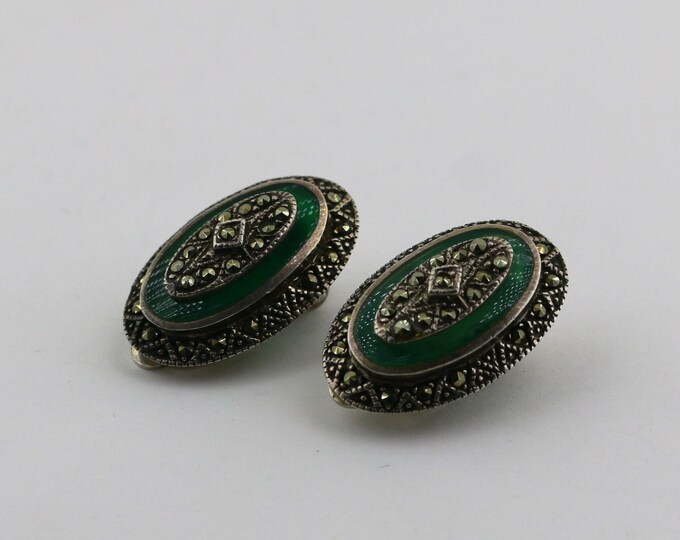 Vintage Shiny Oval Marcasite Stones Green Stone Art Deco Design Clip On Earrings Sterling 925 ER 529U