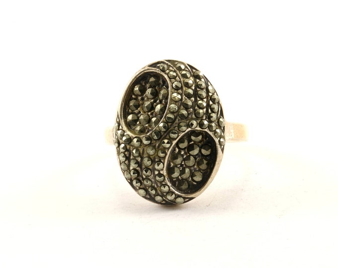 Vintage Size 7.25 Oval Design Marcasite Cocktail Ring 925 Sterling RG 3447